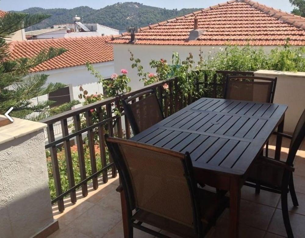 Hotel Mato 스키아토스 타운 외부 사진